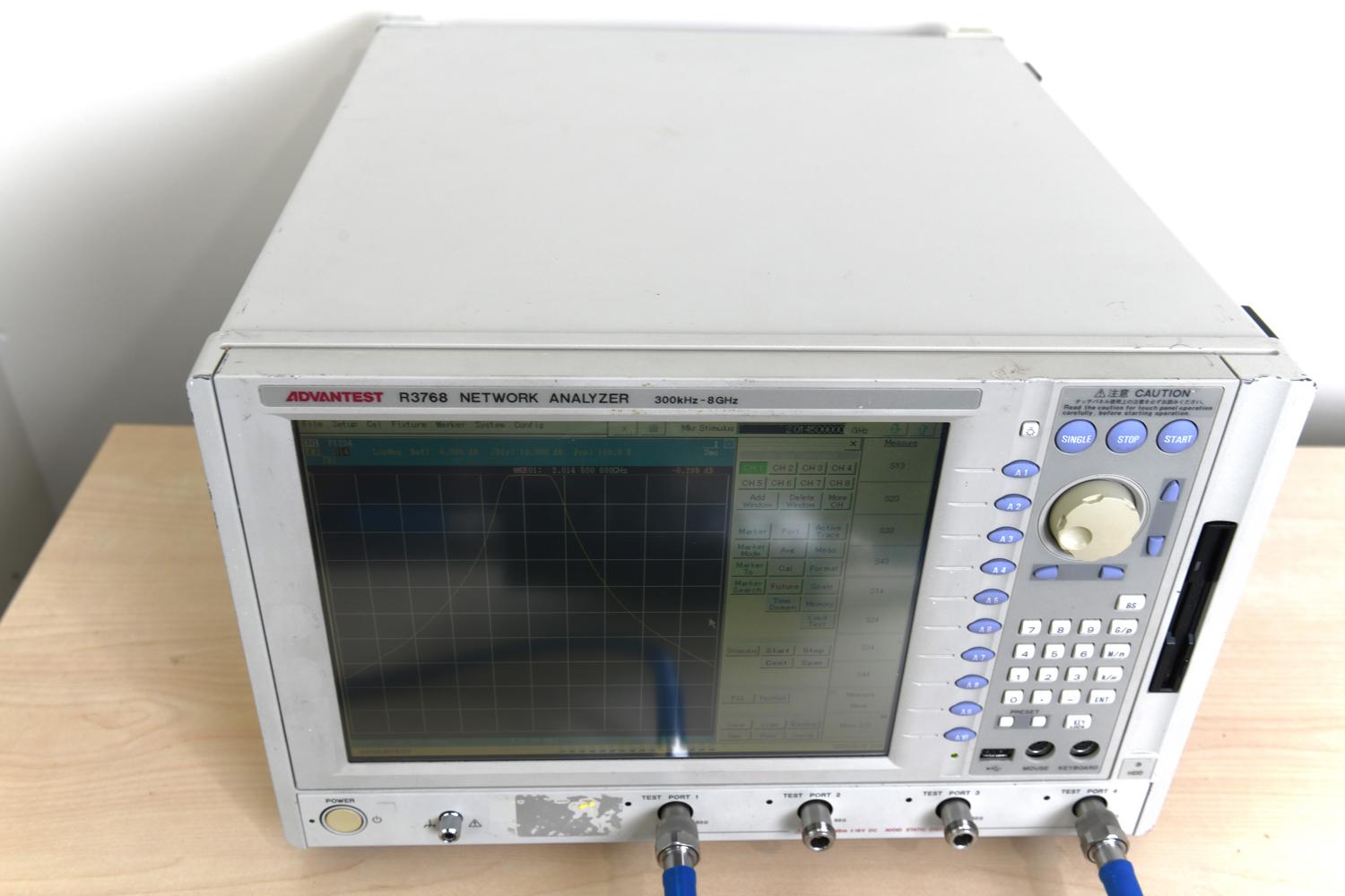 Анализатор цепей Advantest R3768 j прибор 1 из 2